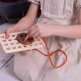 Button Wooden Lacing Toy