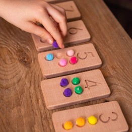 Wooden Pompon Number Tables (Montessori - 100% Natural) - Educational Toy
