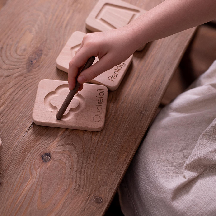 Wooden English Geometric Shapes (Montessori - 100% Natural) -Educational Toy